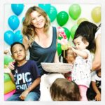 Ellen Pompeo Instagram - So much fun yesterday with the @Baby2Baby kids and @PullUps. I'm honored to support my favorite charity Baby2Baby and accept a donation of 500,000 Pull-Ups Training Pants for the low-income babies they serve. Many thanks and applause for all the women who volunteered their time to give back and help others... and bravo to @PullUps for an impressive donation ❤️🙏🏽