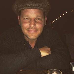 Ellen Pompeo Instagram - This guy makes everything better @officialjustinchambers