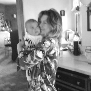 Ellen Pompeo Instagram - Boy Crazy....Here's to a year filled with happiness and love!  Happy New Year ❤️🌎❤️