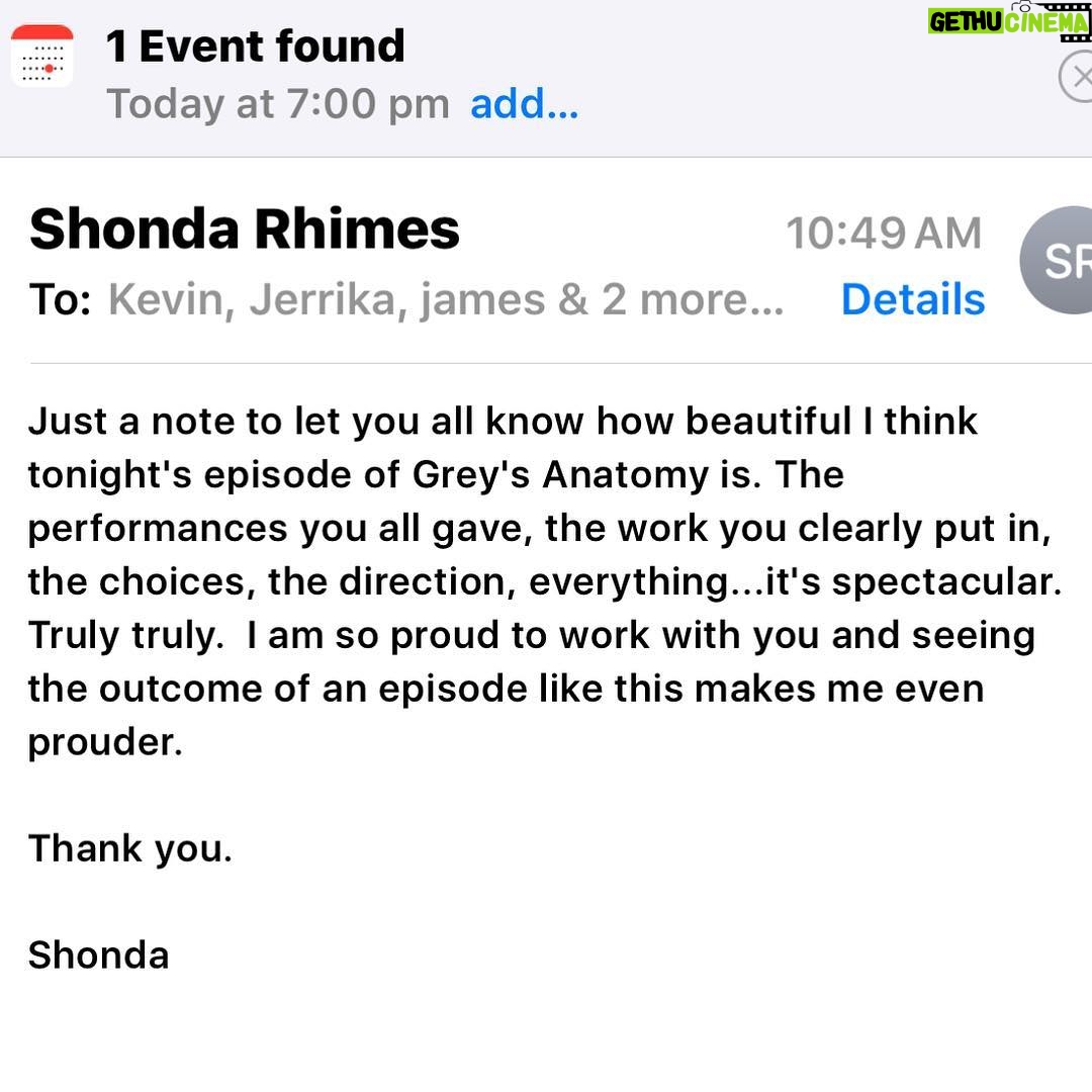 Ellen Pompeo Instagram - When @shondarhimes gives you the feels... Happy Greys Day! We appreciate you and give it our all always ππ½πͺπΎπ