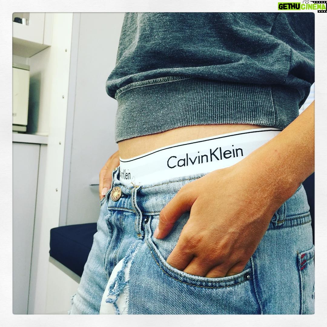 Ellen Pompeo Instagram - When you exploit your sexy costars on Insta because Season f******13 drops in a week ππΎππΎππΎ #couldourfansbeanydoper? #no #season13 #greysanatomy ππΎβ€οΈπ