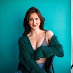 Elli AvrRam Instagram – I’ll be your Oldest Teenager Forever❤️🎶🥤

Photographed by @bharat_rawail .
Styled by @bombaebyaisha 
H&M by @taskeen_c 

#elliavrram #yourstruly Mumbai, Maharashtra