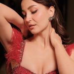 Elli AvrRam Instagram - Yours truly, Red Velvet Cake❤️🍰 at 69th Filmfare Awards. Dressed in @rockystarofficial Hair & Makeup @ankitamanwanimakeupandhair Photos by @kpfilms31 @theabhivalera #filmfare #awards #elliavrram #yourstruly