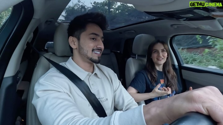 Elli AvrRam Instagram - Hey, guys! Welcome back to 'Long Drive with Faisu.' Aaj ka hamara guest hai woh, jinki wajah se filmo mein glamour ka tadka badh jaata hai, Bigg Boss se lekar Malang tak, inki journey ne sabko entertain kiya hai! Toh chalo, swag se bhari hui @elliavrram ko welcome karein ek masti bhara conversation ke liye, jo hoga full-on entertainment.