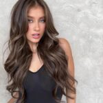 Elliana Walmsley Instagram – back to my roots! Habit Salon