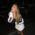 Elliana Walmsley Instagram – pretty sure i saw a rat run by while taking these New York City