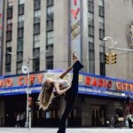 Elliana Walmsley Instagram - merry christmas ❤️ Radio City Music Hall