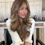 Elliana Walmsley Instagram - bronde 🤎 @hairby_chrissy