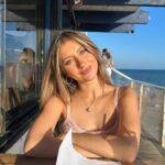 Elliana Walmsley Instagram - a day in malibu