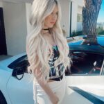 Elliana Walmsley Instagram - which team are u rooting for at the super bowl this year? 🏈💙 Los Angeles, California