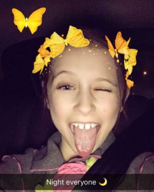 Elliana Walmsley Instagram - i didn’t fasten my seatbelt..