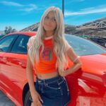 Elliana Walmsley Instagram - let’s go for a ride 🚗🛍❤️ @urbanoutfitters Los Angeles, California