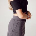 Elliana Walmsley Instagram - just TWO DAYS until my NEW COLLECTION goes LIVE!!! 🙌🏻 SIGN UP NOW and you can get early shopping access on June 15th! 👚 Items will NOT be restocked and once these limited colors and styles are gone, they’re GONE! don’t wait!!!! sign up TODAY! ⏱💓 *LINK IN BIO Los Angeles, California