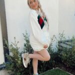 Elliana Walmsley Instagram - feelin gucci 💚❤️ Los Angeles, California