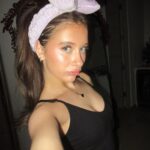 Elliana Walmsley Instagram - someone take kissy faces away from me