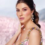 Elnaaz Norouzi Instagram - Actor, singer and model, Elnaaz Norouzi (@iamelnaaz) is giving us moodboard-worthy bridesmaid beauty inspiration with her candy pink glow - Barbie core basics makeup look and we are taking notes! Editor:Ruchika Mehta (@ruchikamehta05) Photographer: Vikram Bawa (@vikram_bawa) Stylist: Sonam Poladia (@sonampoladia) Hair Stylist: Anita Shil (@anitashil.hairstylist) Makeup Artist: Priya Todarwal (@priyatodarwal) Production: Krishika Shirishkar (@_.krishika27._) Assistant Stylist: Vidula Rane (@vidyulaa) Artist Reputation: Planet Media (@planetmediapr) Elnaaz is wearing embroidered lehenga, Papa Don’t Preach By Shubhika (@papadontpreachbyshubhika); Polki earrings in 18-carat gold with tanzanite, pearls and diamonds from Mahesh Notandass Fine Jewellery (@mahesh_notandass) #BridesToday #ElnaazNorouszi #Beautyshoot