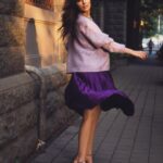 Elnaaz Norouzi Instagram - On the roads of Colaba… 💜