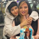 Elnaz Habibi Instagram - عزیزم تو واقعا اتفاق مبارکی هستی تو زندگیم💎🎂 @shabnamgolchin 🧚🏻