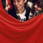 Elnaz Habibi Instagram - پاییز برام عزیزه به هزار و یک دلیل ... هزار تاش که در این مقال نمی گنجه ، اما اون یه دونه که مهم ترینش باشه تولد شما دو تاست ... مبارکم بودین ، هستین و خواهین بود 🎂 #مهرماهی