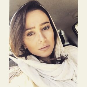 Elnaz Habibi Instagram -