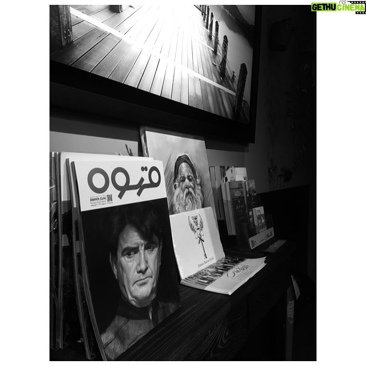 Elnaz Habibi Instagram - محض علاقه❤️️ عكاس خودم✋🏼 كافه سيبيل👴🏿 @cafesibil