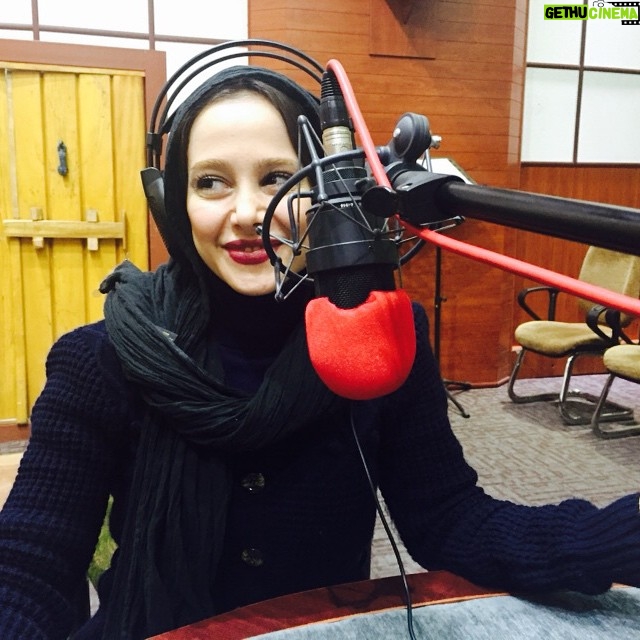 Elnaz Habibi Instagram - راديو چهل سالگى(راديو نمايش) 📻