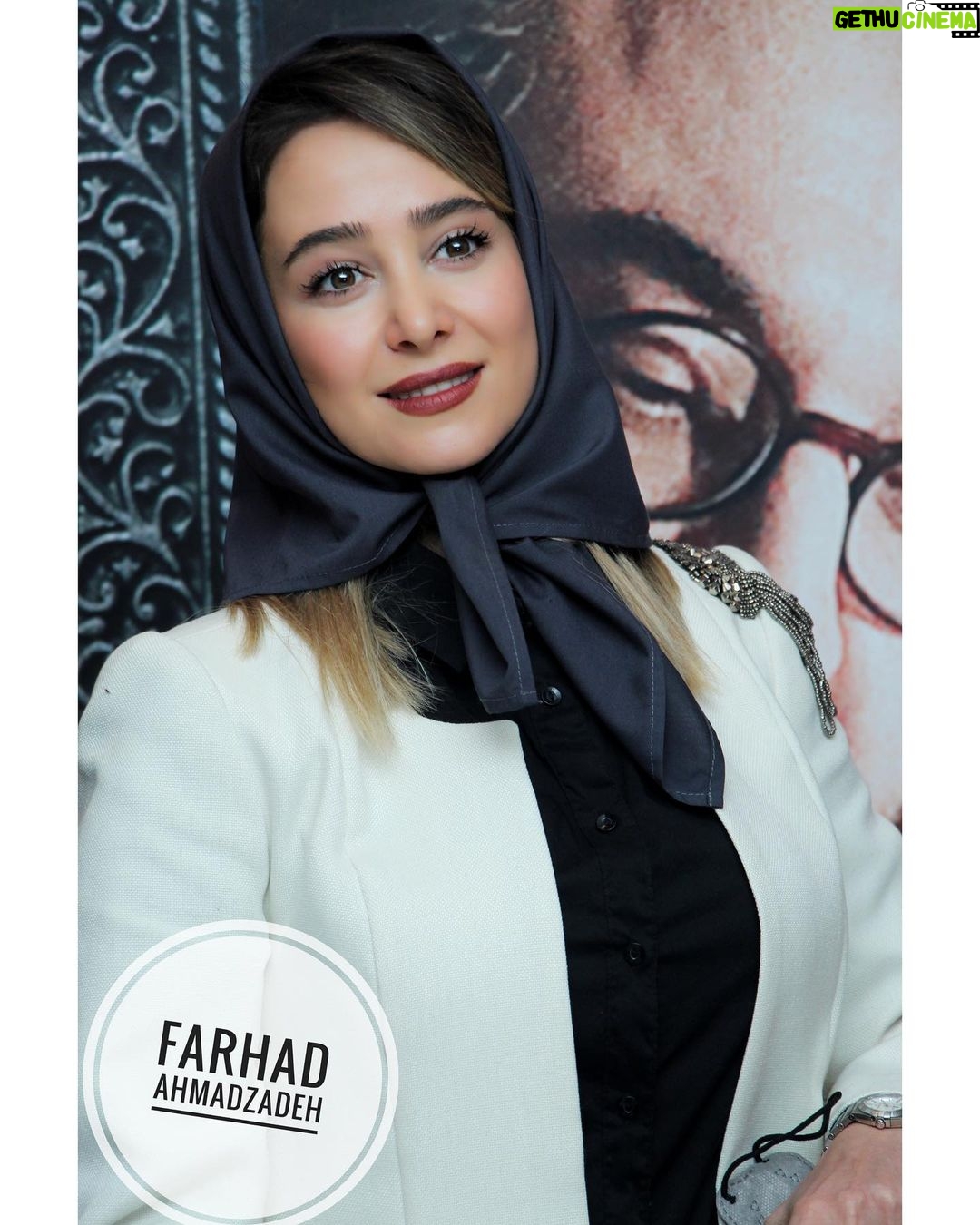 Elnaz Habibi - 167.2K Likes - ممنون از همه عزیزانی که در یاد بود زنده یاد علی انصاریان در روز اول اکران فیلم رُمانتیسم عماد و طوبا ما رو همراهی کردند.
#سینما_فرهنگ
#زنده_یاد_علی_انصاریان
@husseinjavid ❤️❤️
