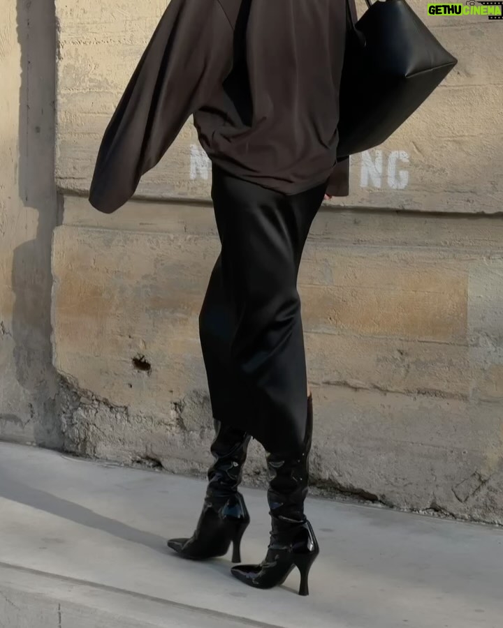 Elsa Hosk Instagram - All black Helsa 🖤 @helsastudio