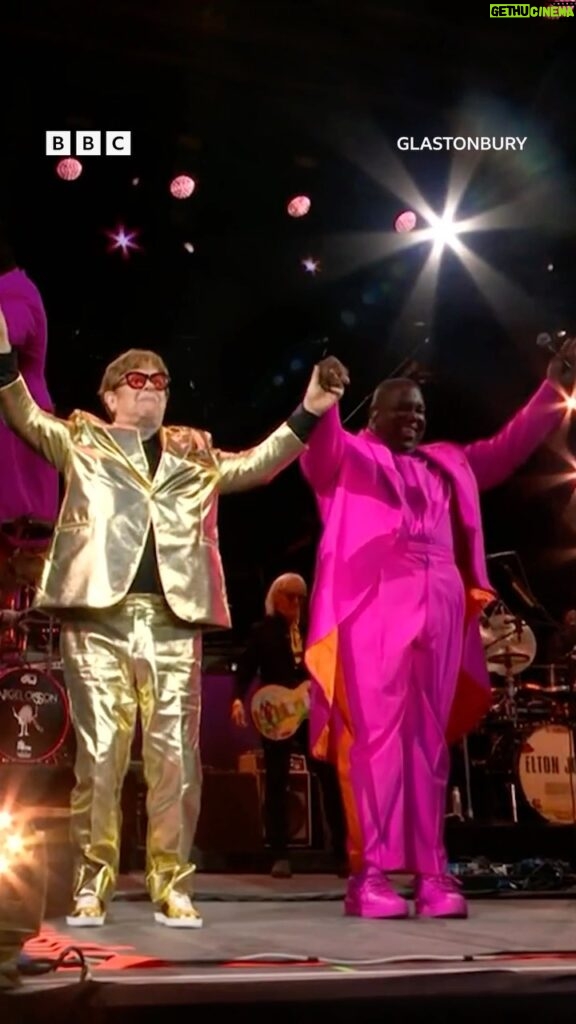 Elton John Instagram - Glastonbury was ready for love ❤❤❤ An honour to perform with the incredibly talented @iamjacoblusk of @__gabriels__ and @lcgcofficial ✨ Glastonbury Festival