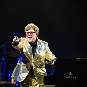Elton John Instagram - Thank you, Glastonbury! 🙏❤️ 

The energy last night was like nothing else, and I couldn’t be more grateful to the crowd and the people watching at home for all your love and support. You will be in my heart and soul forever. 

UK, what a farewell. I love you👋🇬🇧 

#glastonbury

📸: @bengibsonphoto