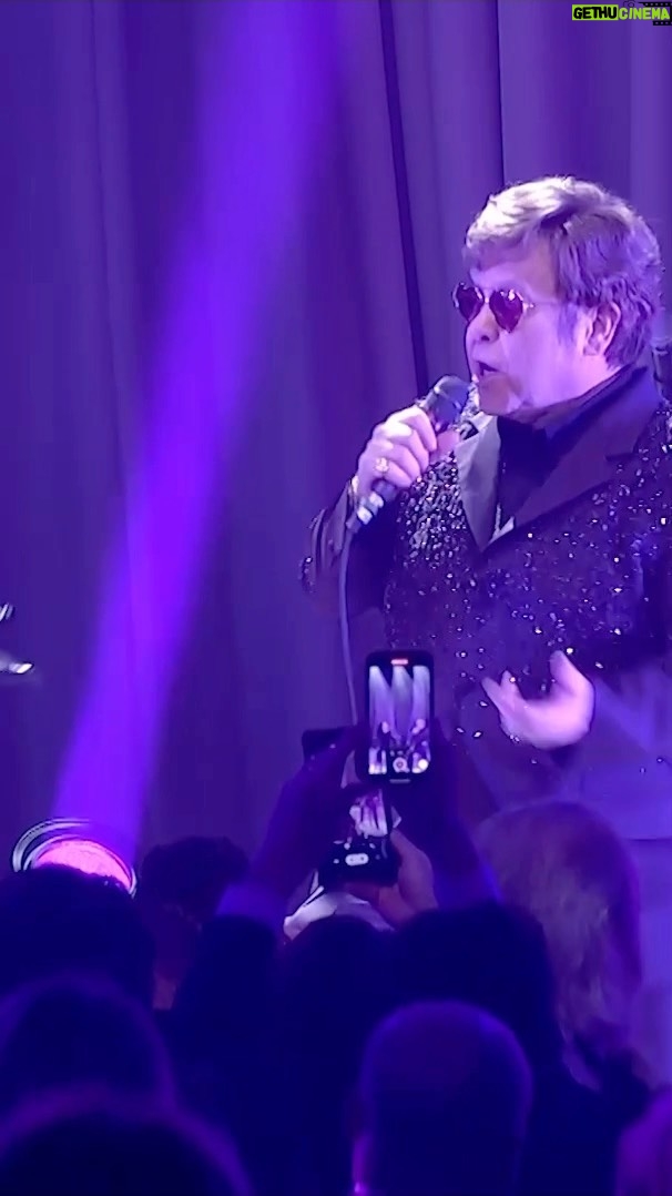 Elton John Instagram - You are my chosen family, @rinasonline! Thank you for your spectacular performance #EJAFOscars ✨