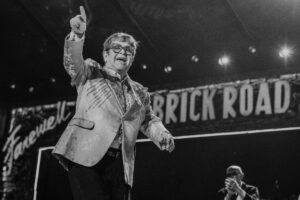 Elton John Instagram - Australia, are you ready? Tonight is the first show of my final tour of Australia and New Zealand! See you soon, Newcastle 🚀

#EltonFarewellTour

📸: @bengibsonphoto