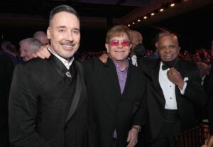 Elton John Instagram - An inspiring weekend of music in LA with @musicares celebration of the incredibly talented honorees at this years’ #PersonsoftheYear gala followed by @universalmusicgroup’s Artist Showcase to highlight the importance of supporting artists and artistry in the music industry. Thank you to Lucian Grainge for having us and speaking on behalf of great music!

📸: @kevinmazur