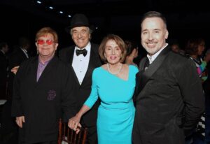 Elton John Instagram - An inspiring weekend of music in LA with @musicares celebration of the incredibly talented honorees at this years’ #PersonsoftheYear gala followed by @universalmusicgroup’s Artist Showcase to highlight the importance of supporting artists and artistry in the music industry. Thank you to Lucian Grainge for having us and speaking on behalf of great music!

📸: @kevinmazur