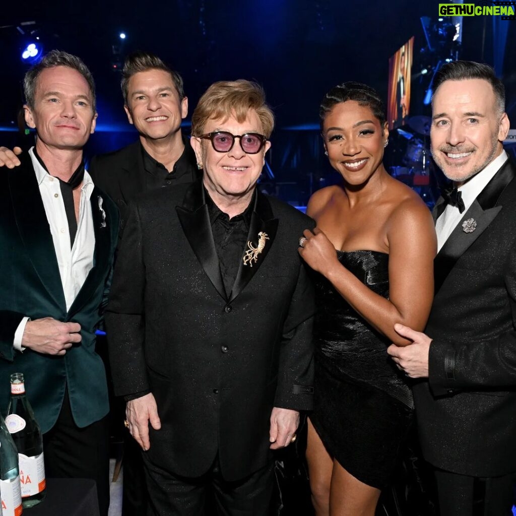 Elton John Instagram - Making memories while making a difference for those impacted by HIV/AIDS 🧡 Here’s to an incredible night at #EJAFOscars!