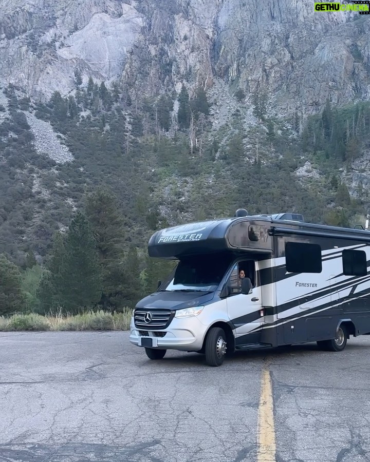 Emeraude Toubia Instagram - Not over these views 🚐🏕☕✨🩶 Yosemite National Park, California