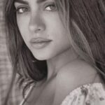 Emeraude Toubia Instagram - 🤍