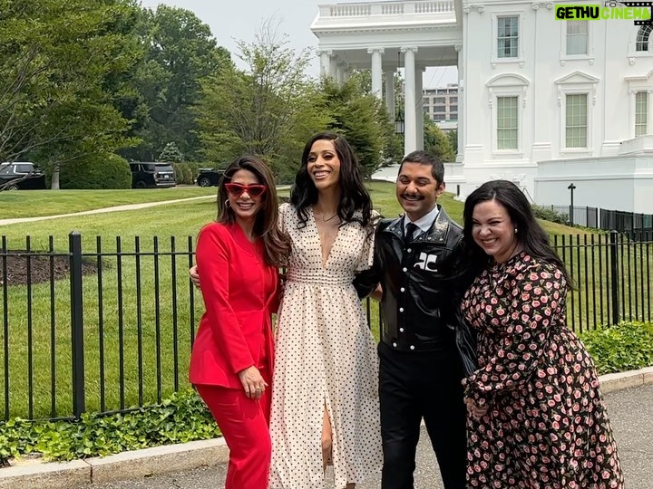 Emeraude Toubia Instagram - Painted it #WITHLOVE Red ❤ at the White House! Beautiful day speaking to Latine & LGBTQIA+ stakeholders about the importance of inclusion in storytelling! Thank you @gloriakellett and the amazing team at @amazonstudios 🖤 White House Washigton DC