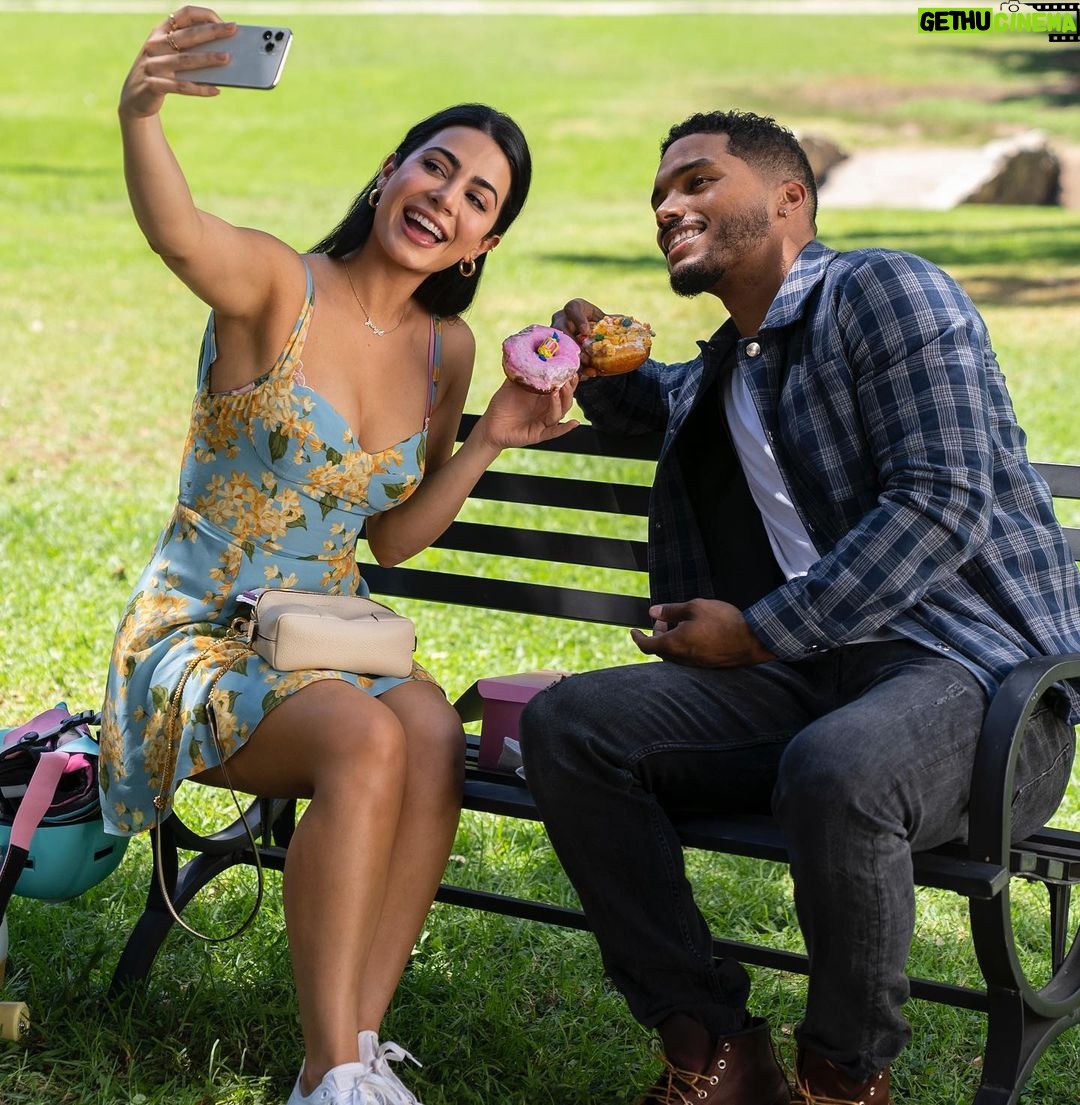 Emeraude Toubia Instagram - ✨June 2 ✨ @withloveonprime @primevideo 💙💛 #WithLoveTV