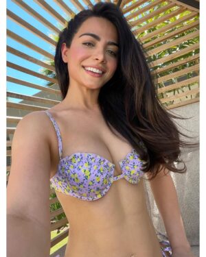 Emeraude Toubia Instagram - ☀️✨