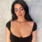 Emeraude Toubia Instagram - 💜💙🖤 Los Angeles, California
