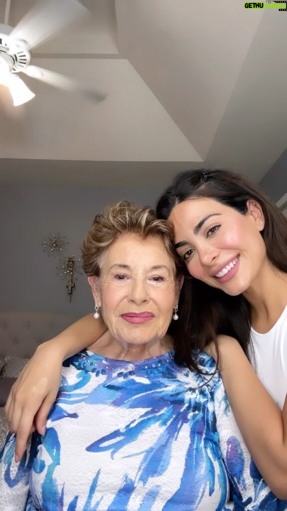 Emeraude Toubia Instagram - Glam with Grandma 💄🥰