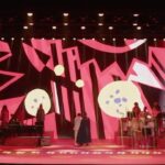 Emicida Instagram - Ontem foi um dia para se guardar na memória e no coração para sempre. O @premiomusicabr anualmente enaltece e celebra o talento e a música popular brasileira em todas as suas frentes. A noite se tornou ainda mais especial com a homenagem a nossa eterna marrom, @alcioneamarrom. Obrigado pela oportunidade de estarmos presentes nesse momento histórico 💛