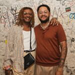 Emicida Instagram - Tem sido dias corridos. Mas gratificantes e de muito aprendizado também! Daqui a pouco atacamos em Miami. Mas só queria deixar registrado aqui o quanto Los angeles foi incrível ( thanks a lot @jazzisdead )e dizer para aquele menino lá do cachoeira, que um dia andou por aí, pra cima e pra baixo com um disco do Wu tang Clan nas mãos, que a continuidade dele pode trombar o Rza no estúdio e dizer a ele, as coisas que o menininho sonhava dizer se um dia acontecesse! Obrigado thank you gracias ありがと