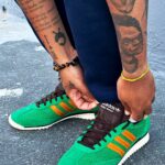 Emicida Instagram - Esse drop da @adidasbrasil com @walesbonner tá impecável! Muita sensibilidade e bom gosto da @walesbonner no desenho das peças 🔥 📸 @julioproduz Acervo: @lab_fantasma #criadocomadidas #publicidade