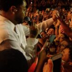 Emicida Instagram - Não é à toa que dizem que Minas Gerais pariu o Brasil! Obrigado por fazerem seu camarada Emicida se sentir em casa. Foi lindo Beagá 💛 📹 @bmaisca @brunolbvidz @guortiz