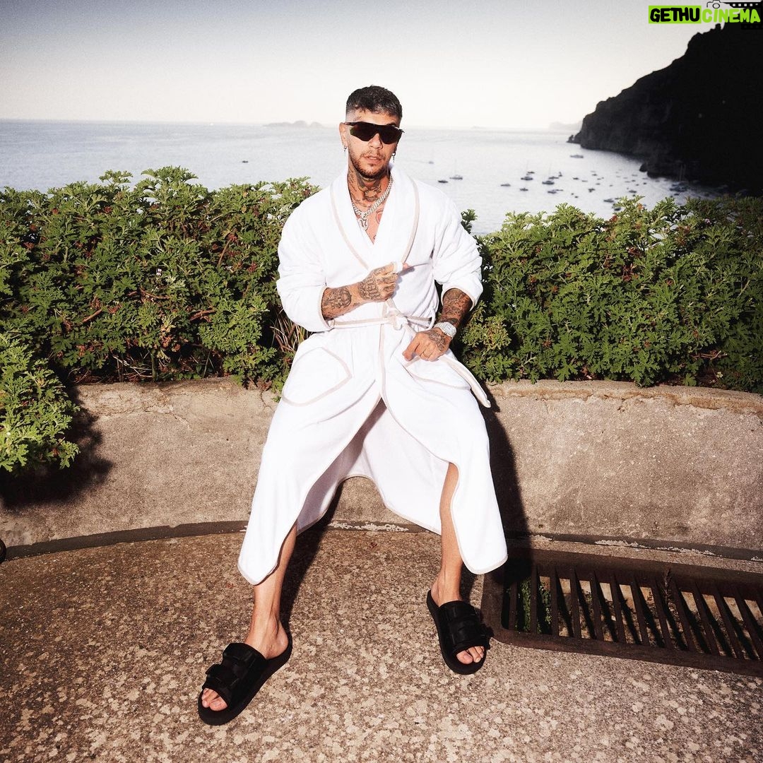 Emis Killa Instagram - Pretty hustler 🇮🇹