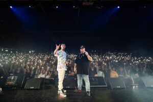 Emis Killa Instagram - E anche la seconda data di Milano è andata. Tornare sul palco è stato incredibile. Grazie agli ospiti che sono venuti a suonare con noi, agli amici che ci sono passati a trovare e soprattutto grazie a voi che ci avete fatto esplodere i timpani. 🔊 17 babeeeeee.