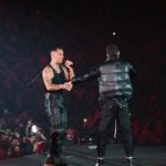 Emis Killa Instagram - Il tour è iniziato e un po’ di amici sono già passati a trovarmi. Stasera Napoli (casa della musica) domani Roma (orion) Ultime ore per prendere i biglietti. Link nelle mie storie ❤️