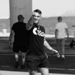 Emis Killa Instagram - Gonfio questi rapper come il botox/li mando al tappeto come Lennox. Sardinia i love u, see u the next summer.